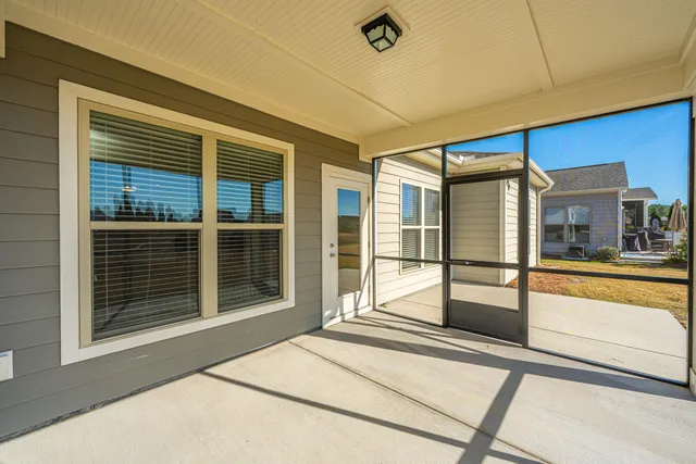 $575,000 | 205 Maple Valley Road, Summerville, SC 29486