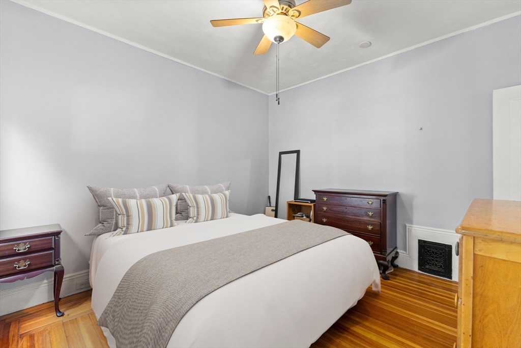 202 Rochambeau Avenue, Unit 2 Providence, RI 02906 - Photo 13 of 34