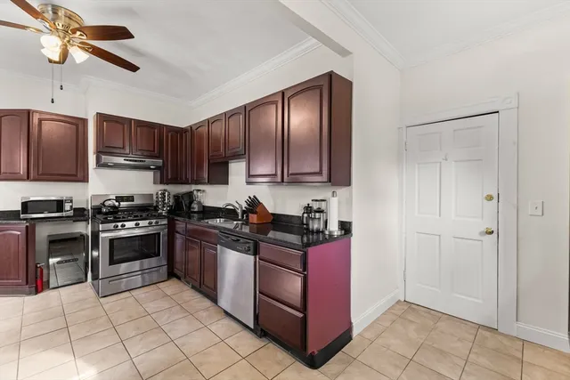 $350,000 | 202 Rochambeau Avenue, Unit 2, Providence, RI 02906