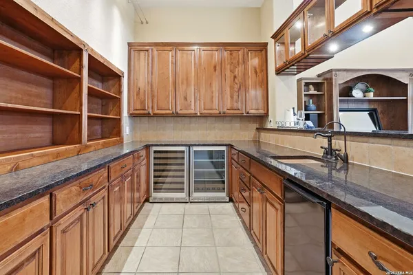 $1,749,000 | 16227 San Cayetano, Helotes, TX 78023