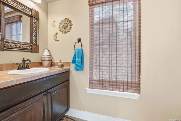 $1,749,000 | 16227 San Cayetano, Helotes, TX 78023