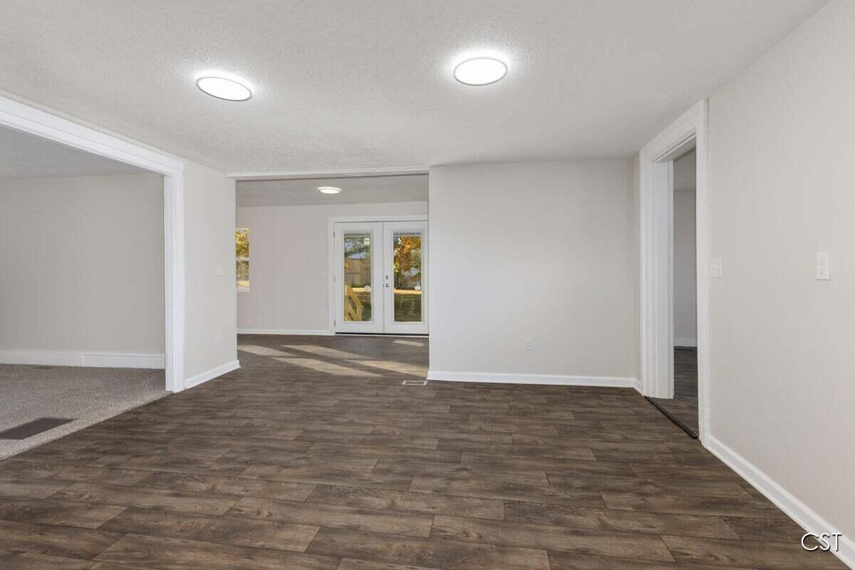 2980 Budd Road Stockbridge, MI 49285 - Photo 9 of 26 IMG_0477