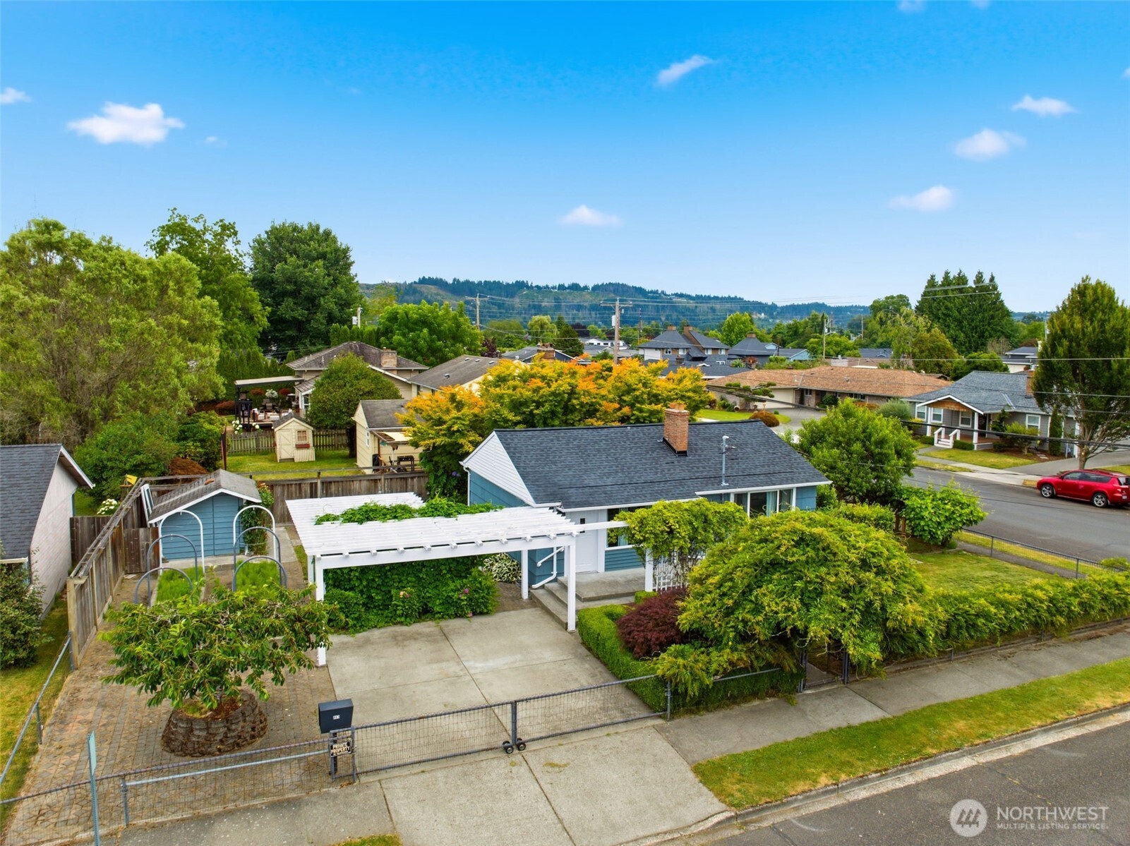 803 Bonney Avenue Sumner, WA 98390 - Photo 2 of 35