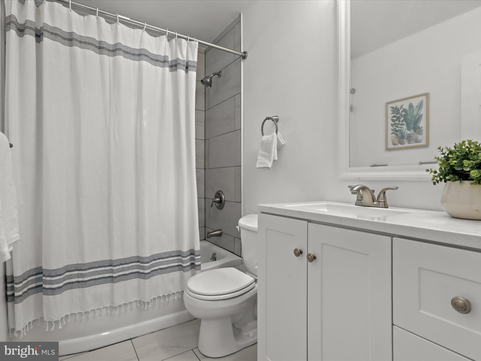 23 Dunwich Road Lutherville-Timonium, MD 21093 - Photo 18 of 40 Full Bath