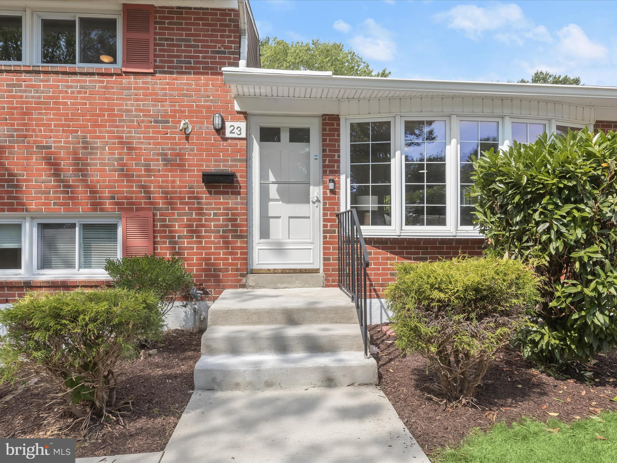 23 Dunwich Road Lutherville-Timonium, MD 21093 - Photo 2 of 40 Welcome Home!