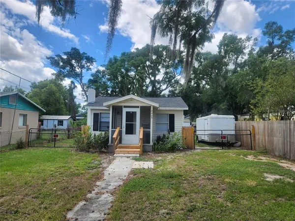 $199,900 | 2429 Lakeview Street, Lakeland, FL 33801