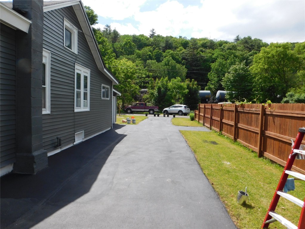 28 Willette Park Road Chenango Forks, NY 13746 - Photo 2 of 19 Gallery Image 2