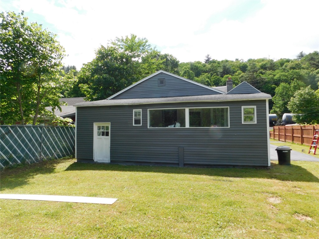 28 Willette Park Road Chenango Forks, NY 13746 - Photo 4 of 19 Gallery Image 4