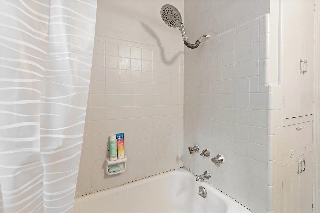 2935 Livingston Road Tallahassee, FL 32303 - Photo 12 of 40 Gallery Image 12