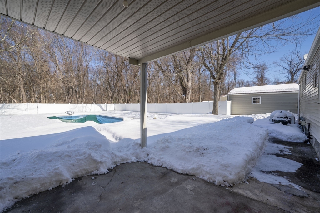 24 Wands Street Springfield, MA 01118 - Photo 11 of 32 Gallery Image 11