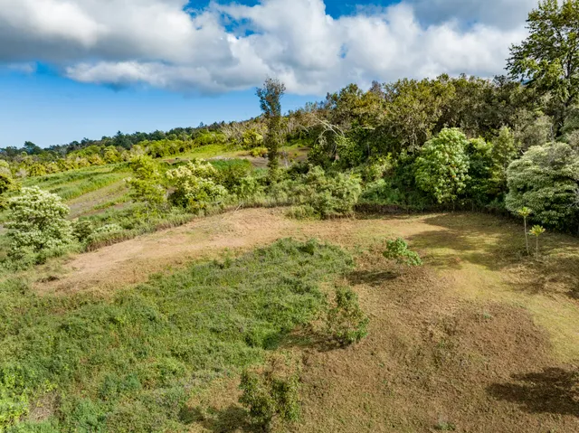 $2,500,000 | 73-1395 Kaukahoku Road, Kailua-Kona, HI 96740