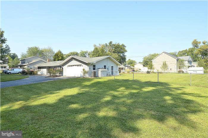 924 Winding Road Edgewater, MD 21037 - Photo 24 of 30 Exterior (General)