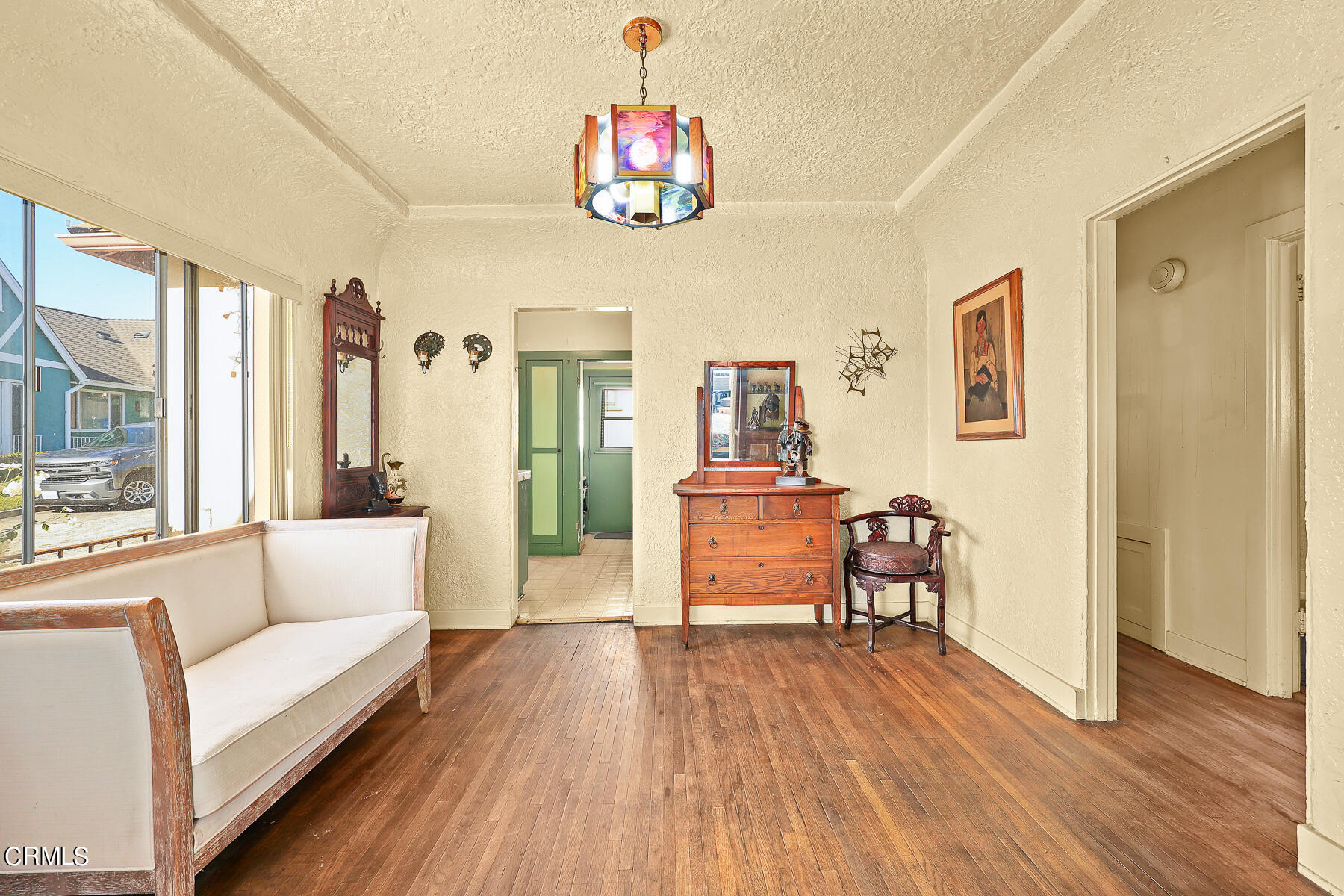 2536 Devonshire Lane Altadena, CA 91001 - Photo 11 of 32 a living room with furniture and a wooden floor