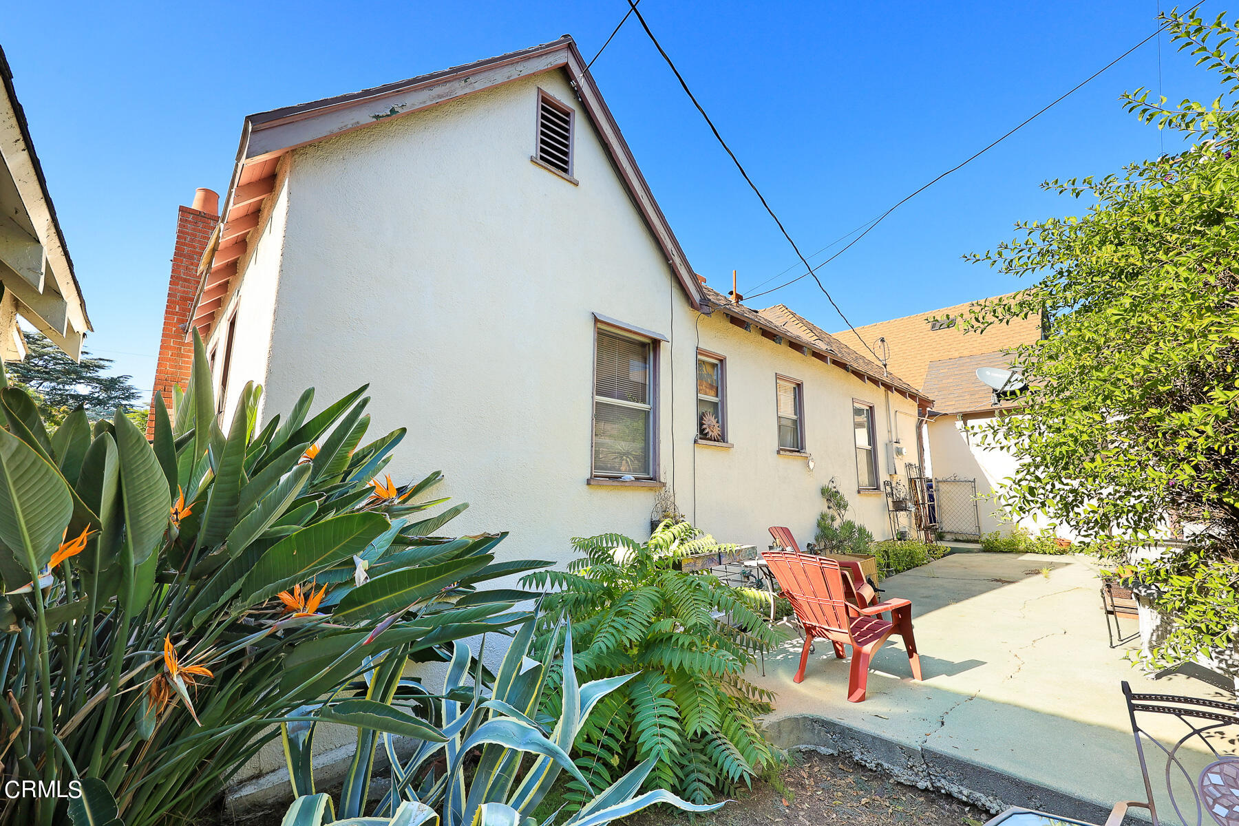 2536 Devonshire Lane Altadena, CA 91001 - Photo 26 of 32 a house view with a backyard space