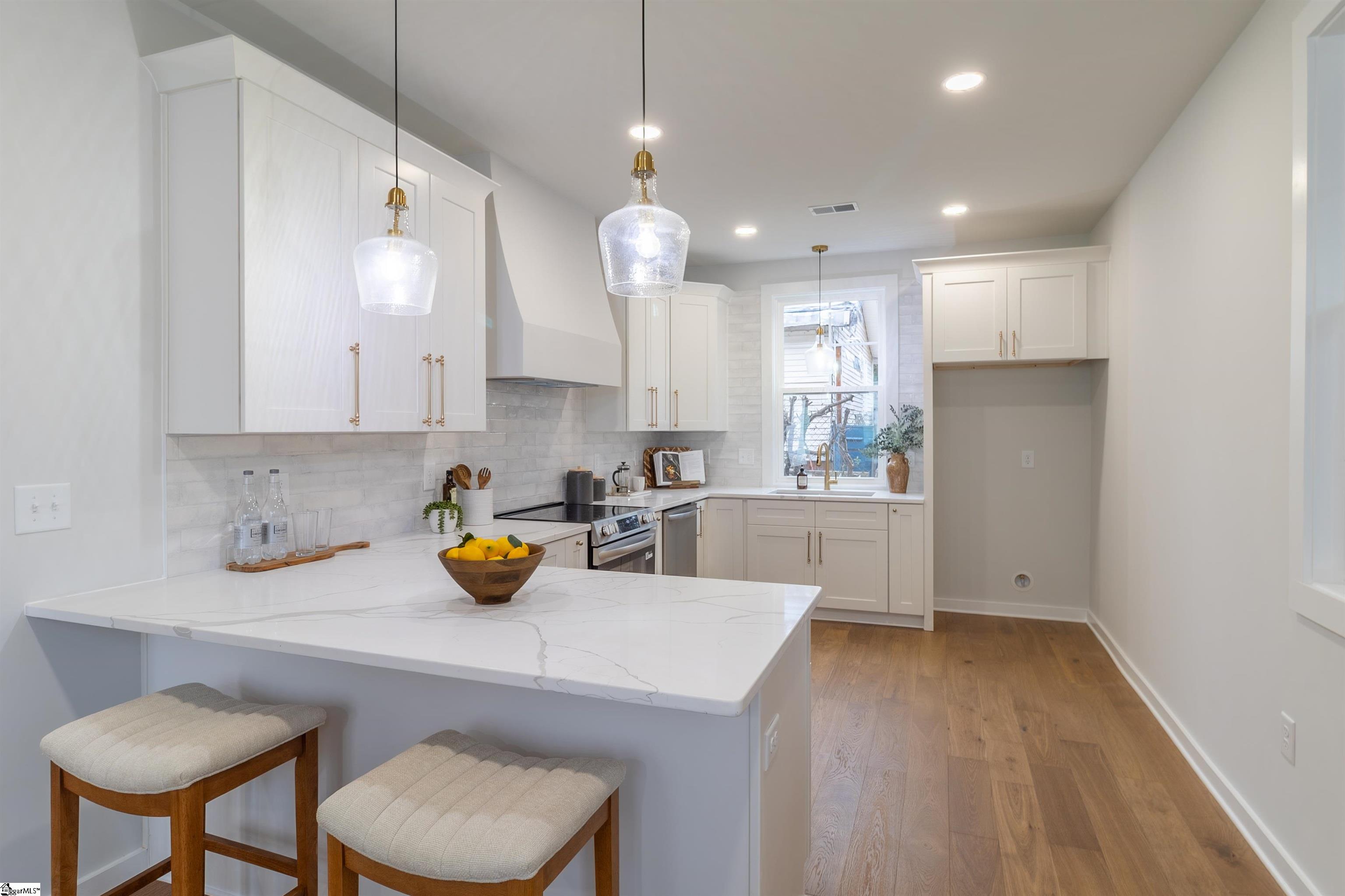 116 Spartanburg Street Greenville, SC 29607 - Photo 10 of 36