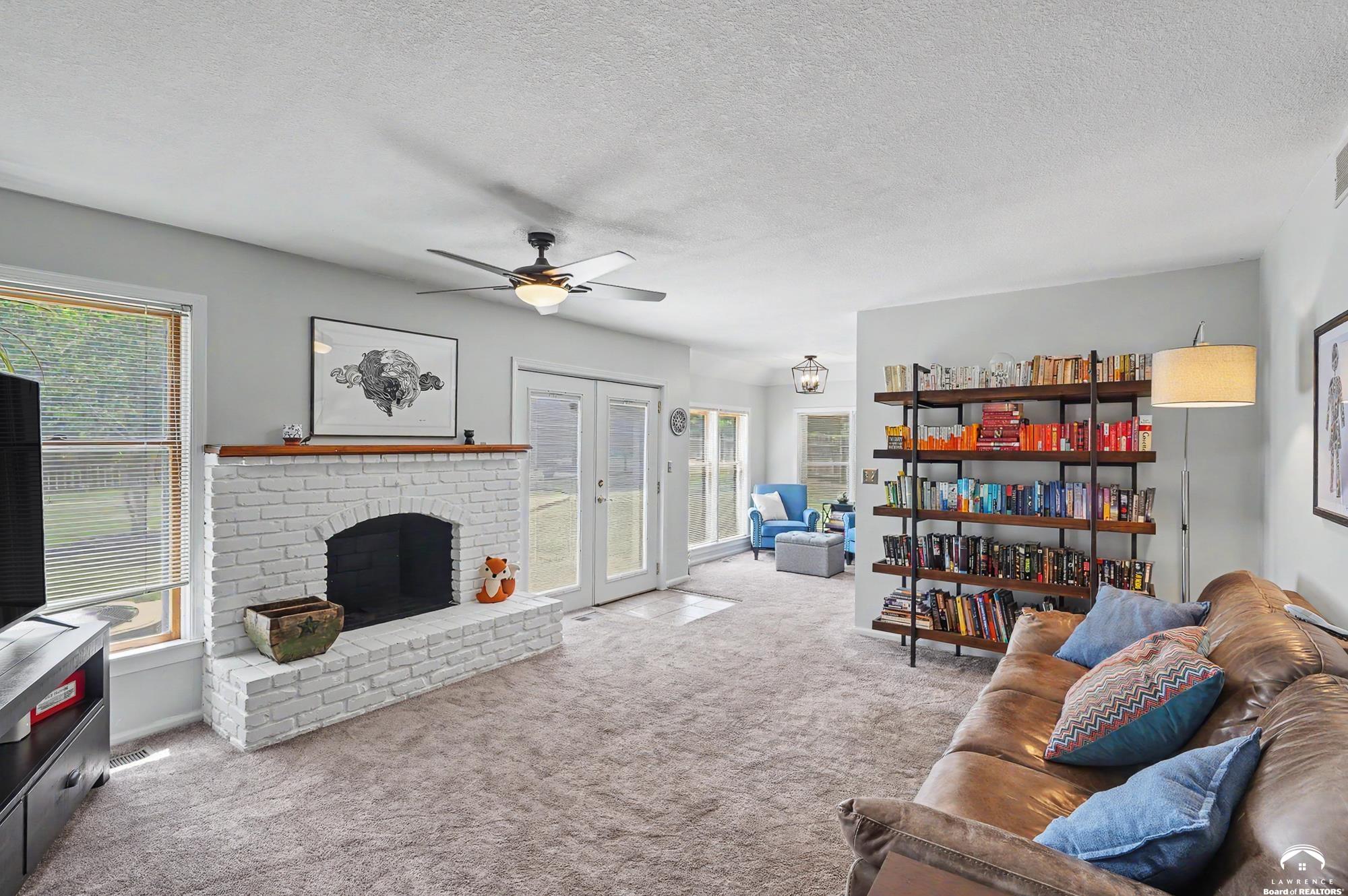 3605 Riverview Road Lawrence, KS 66049 - Photo 8 of 64