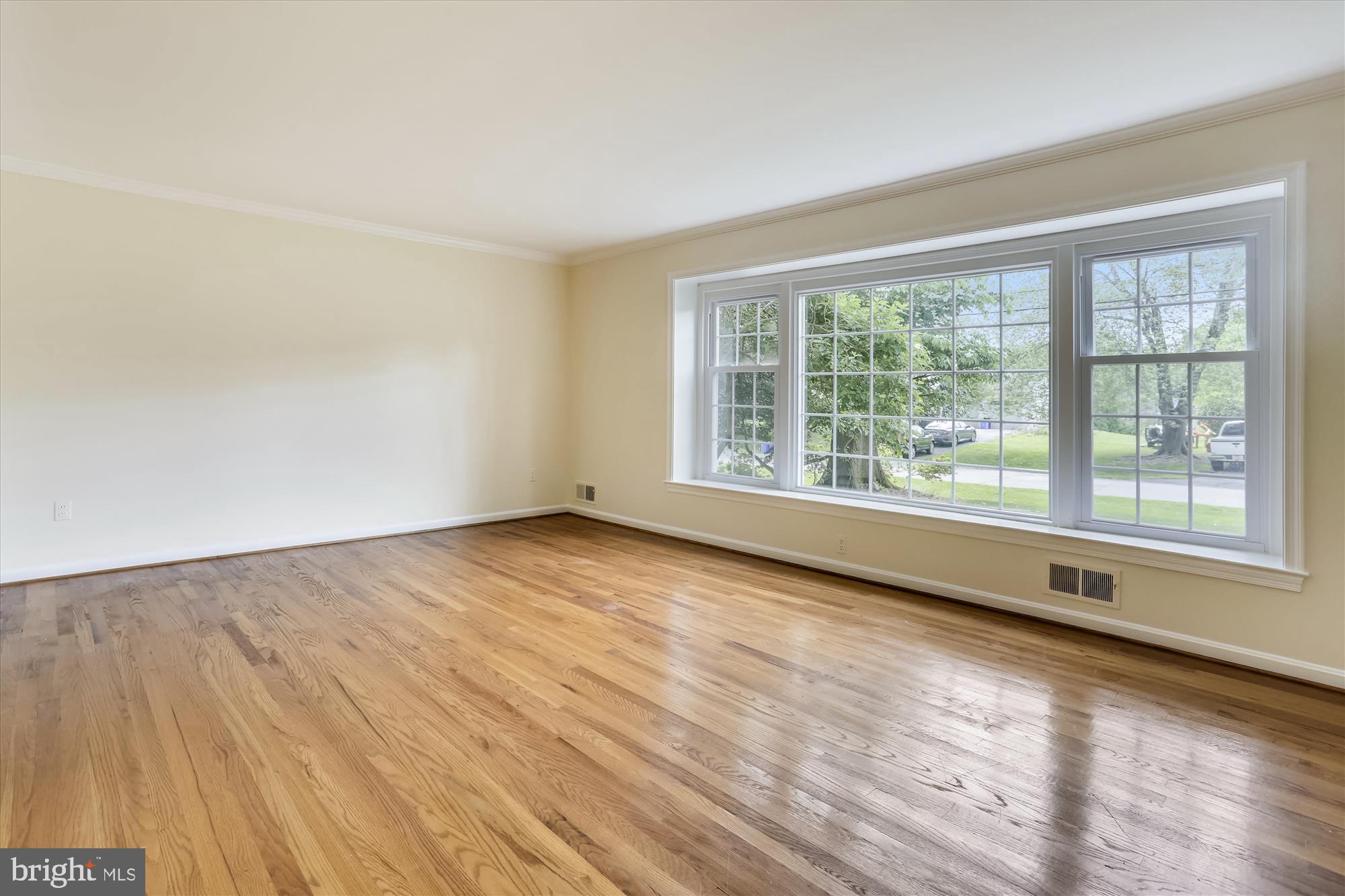 14301 Cantrell Road Silver Spring, MD 20905 - Photo 21 of 69 Gallery Image 21