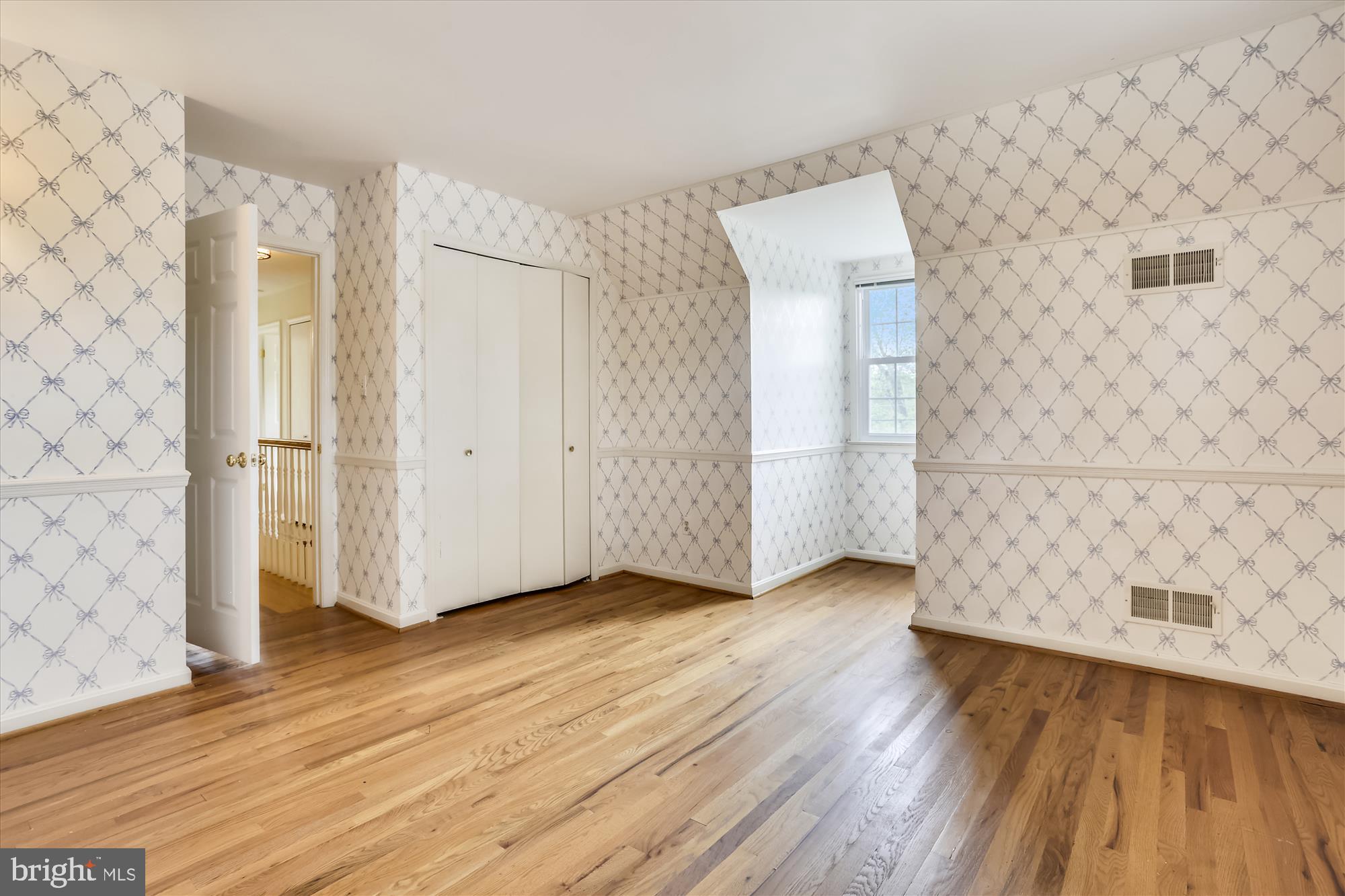 14301 Cantrell Road Silver Spring, MD 20905 - Photo 24 of 69 Gallery Image 24