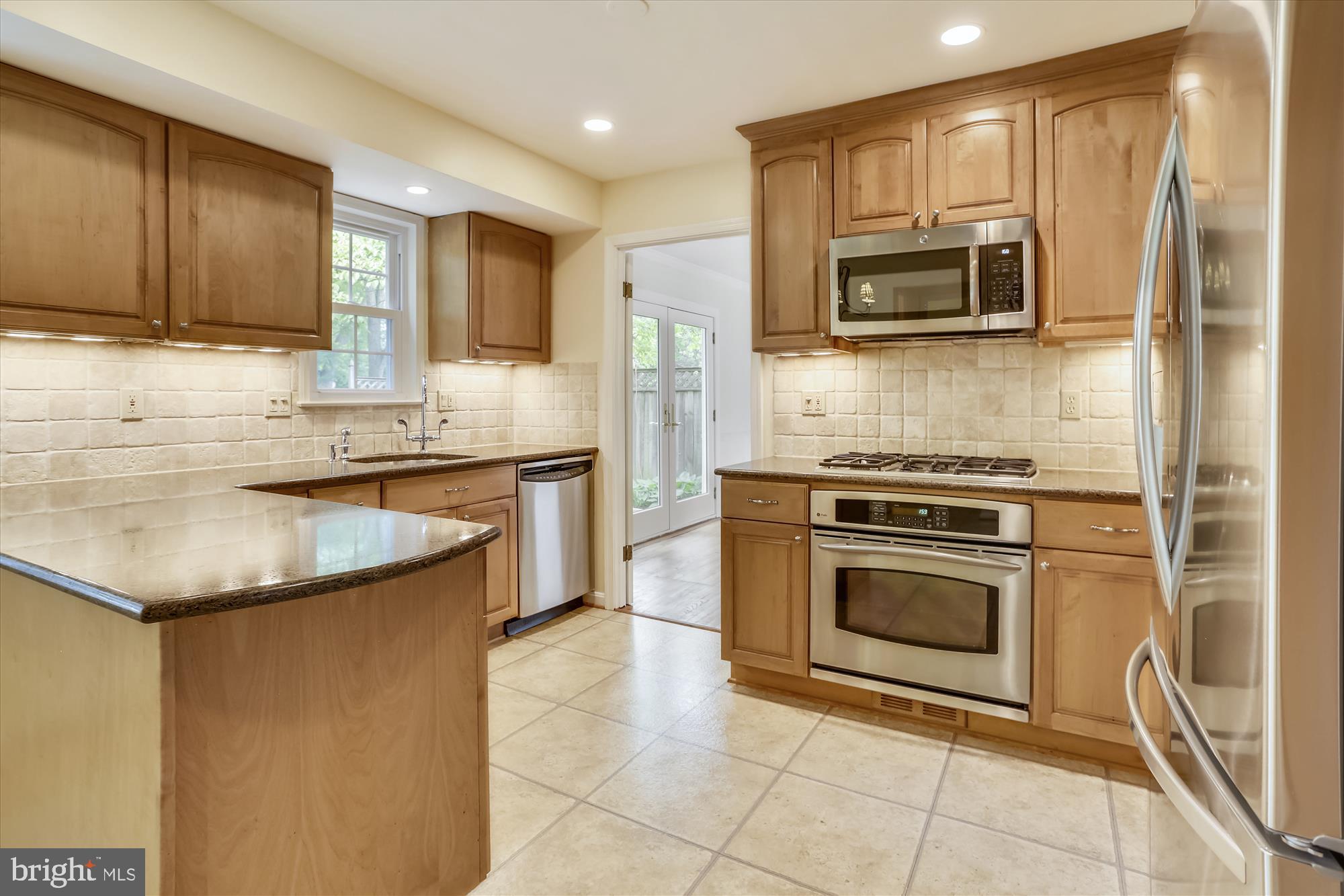 14301 Cantrell Road Silver Spring, MD 20905 - Photo 4 of 69 Gallery Image 4