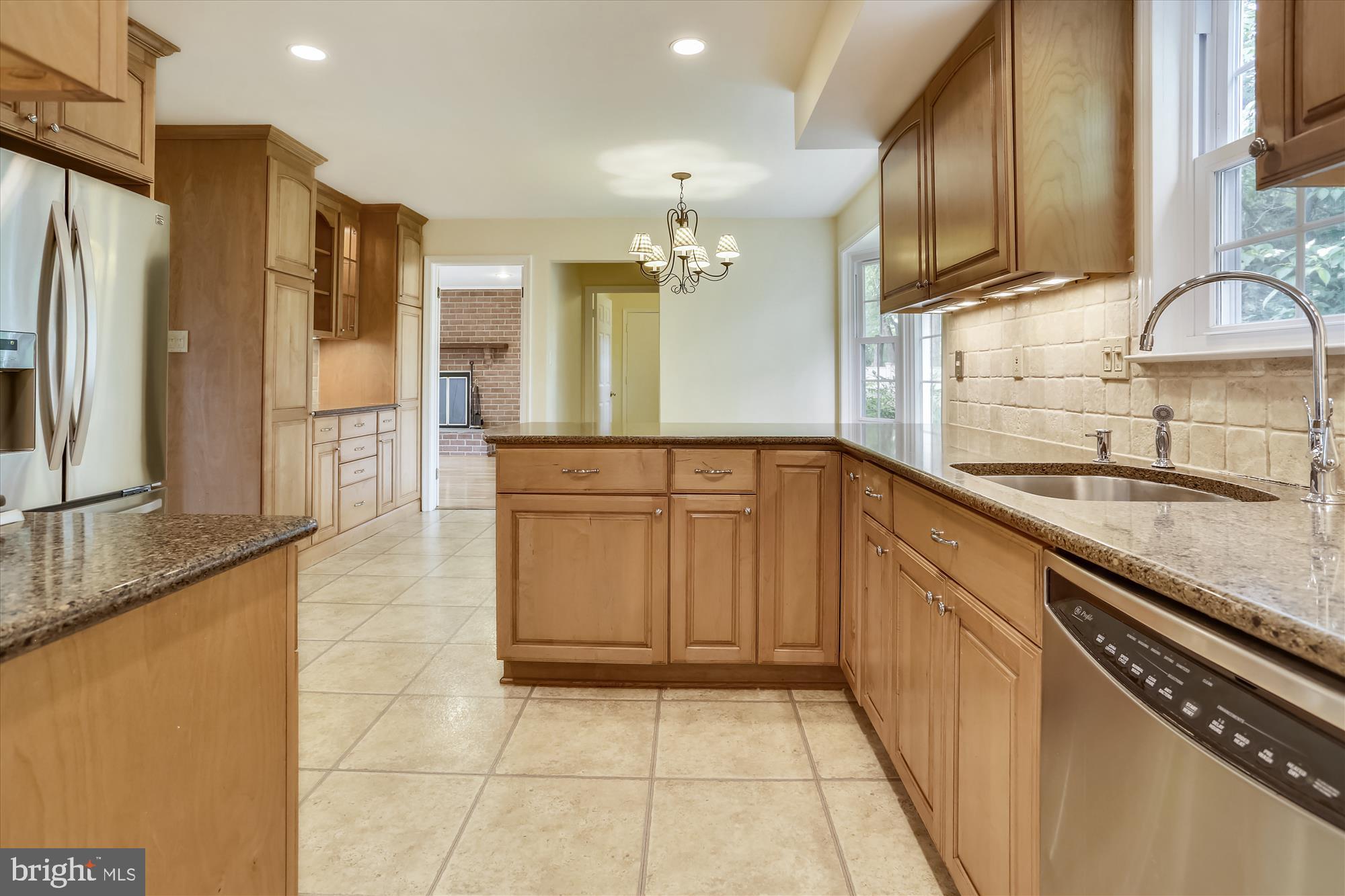 14301 Cantrell Road Silver Spring, MD 20905 - Photo 5 of 69 Gallery Image 5