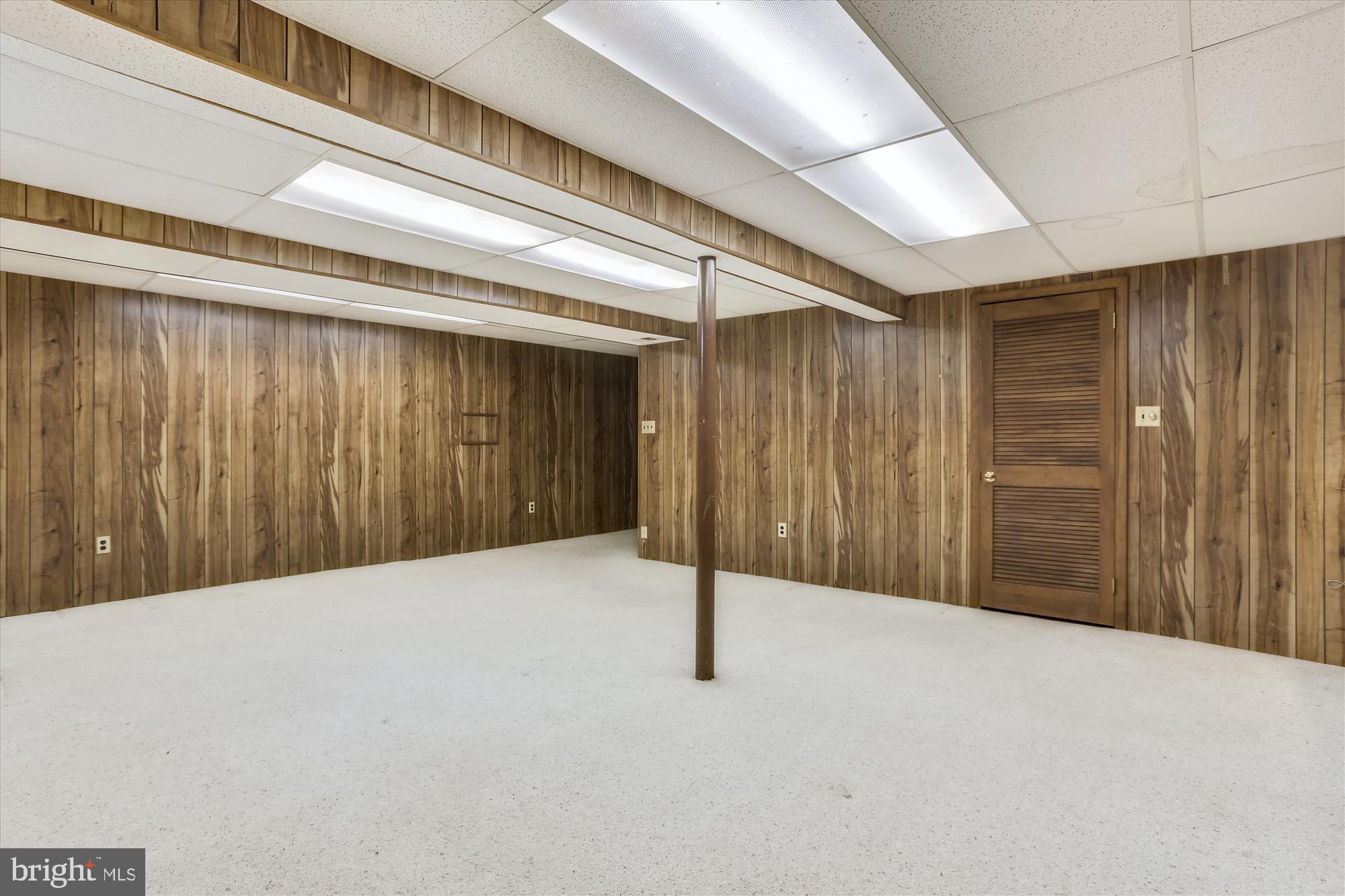 14301 Cantrell Road Silver Spring, MD 20905 - Photo 42 of 69 Gallery Image 42