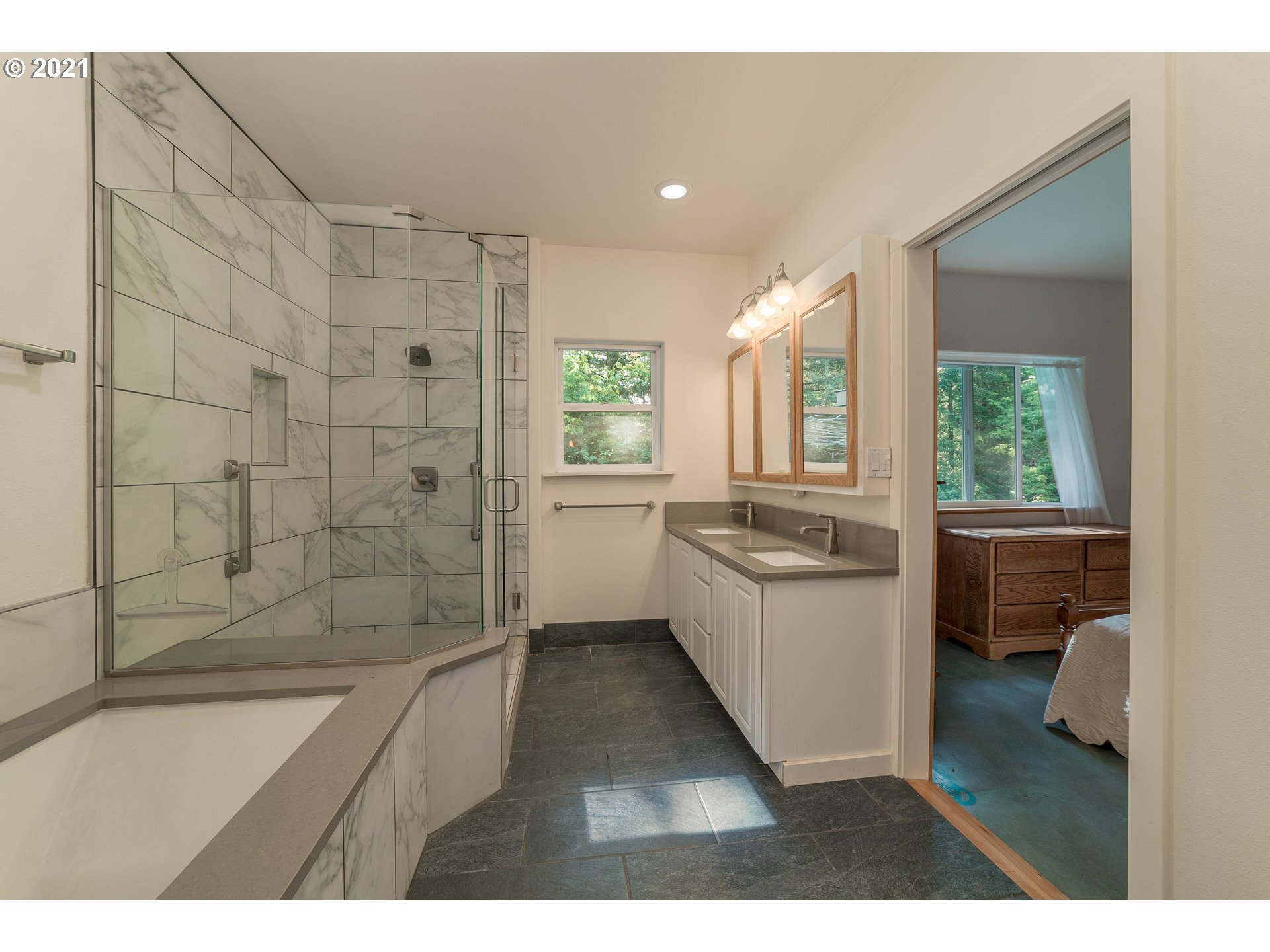 2002 Kueffler Road Stevenson, WA 98648 - Photo 13 of 31 Gallery Image 13