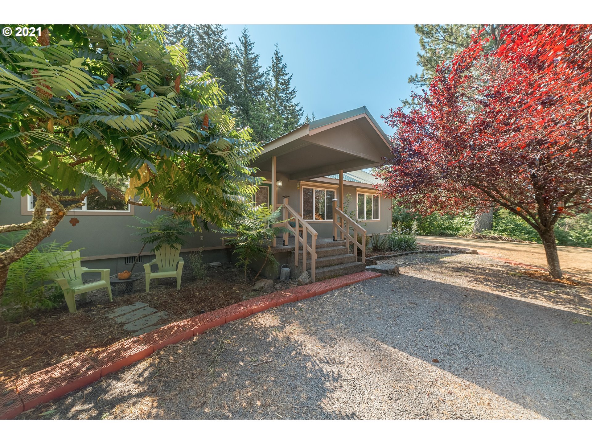 2002 Kueffler Road Stevenson, WA 98648 - Photo 3 of 31 Gallery Image 3