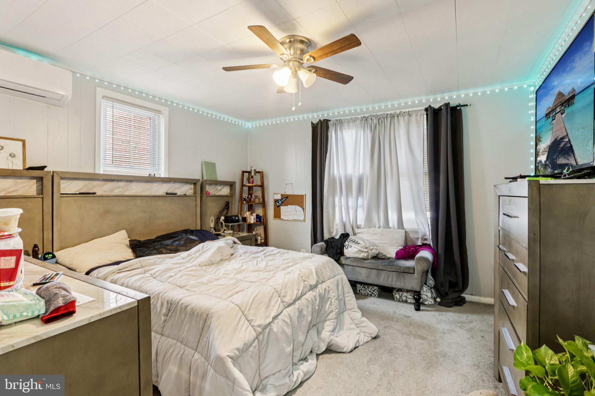 133 High Street Sharon Hill, PA 19079 - Photo 20 of 45 a bed room with a bed and a window
