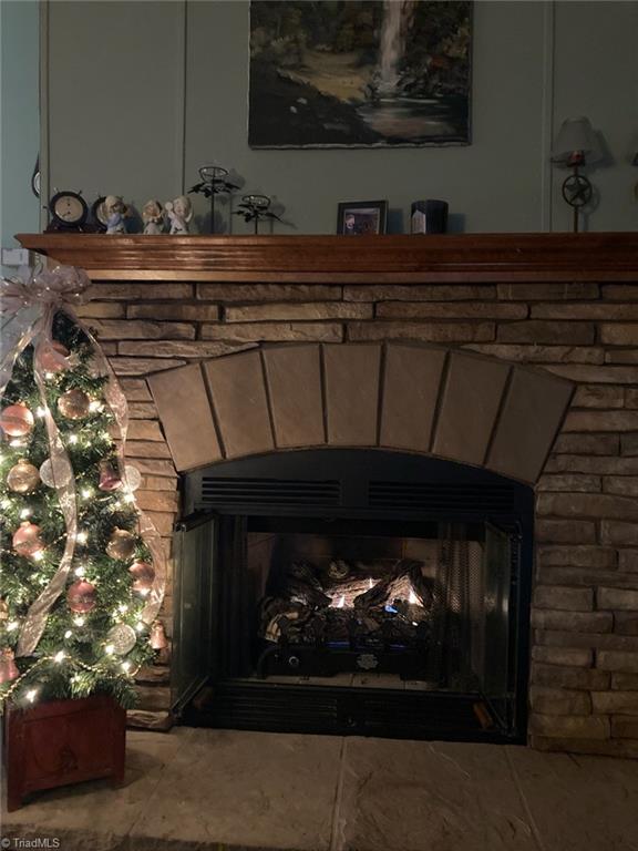 gas log fireplace