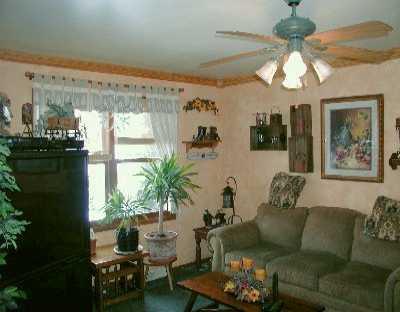 515 Great Belt Road Butler, PA 16002 - Photo 2 of 8 Living Room.