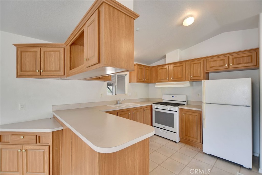 32068 Anna Marie Lane Bonsall, CA 92003 - Photo 65 of 74 Detached ADU - virtually staged
