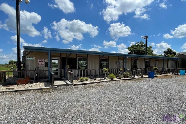 $650,000 | 979 Highway 3185, Thibodaux, LA 70301