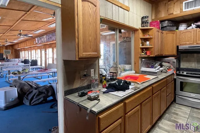 $650,000 | 979 Highway 3185, Thibodaux, LA 70301