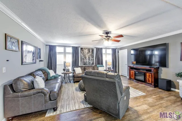 $650,000 | 979 Highway 3185, Thibodaux, LA 70301