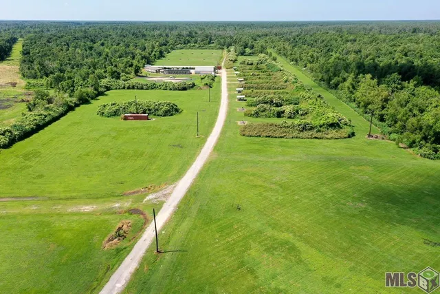 $650,000 | 979 Highway 3185, Thibodaux, LA 70301