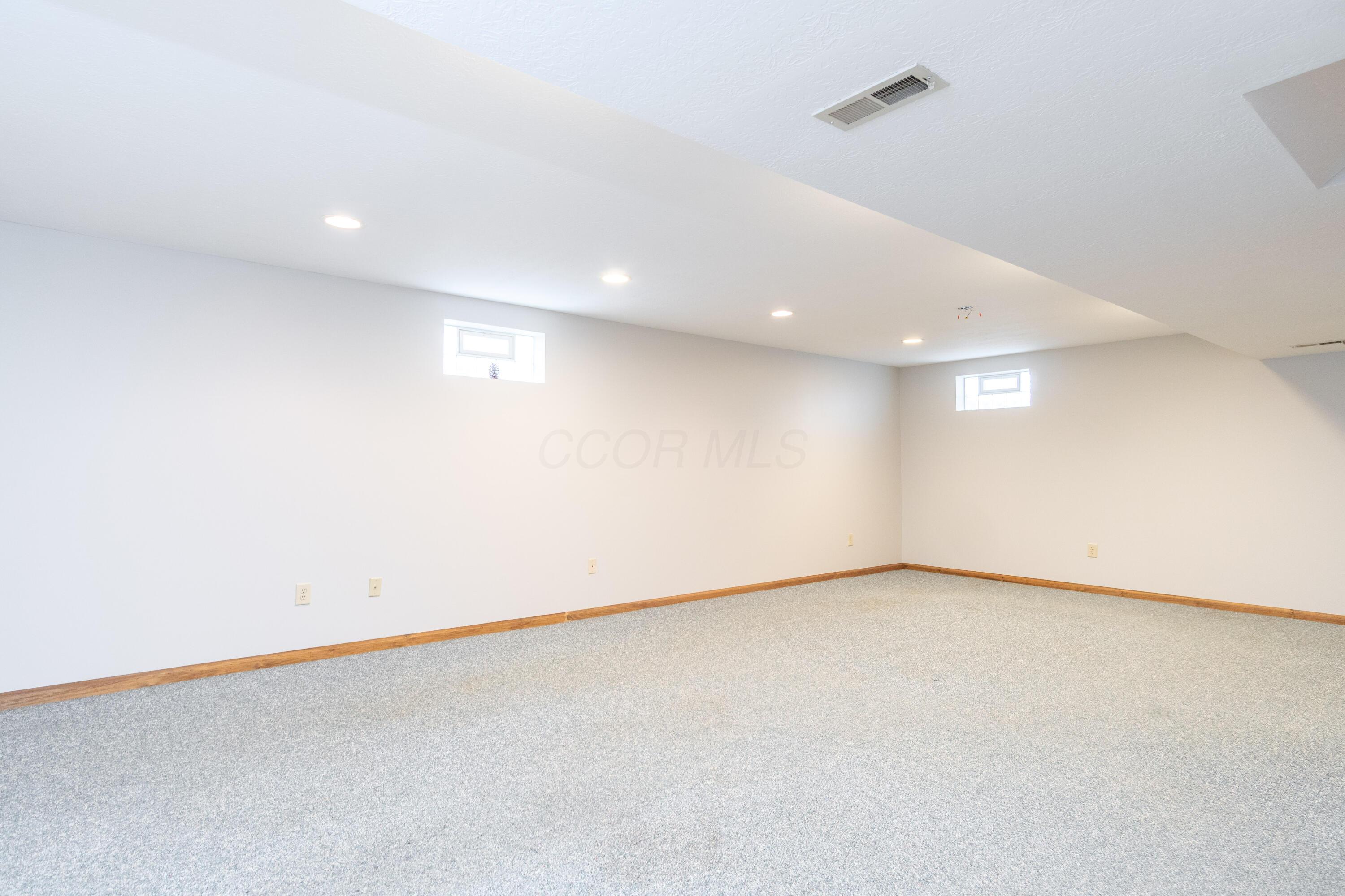 7141 Moore Road Delaware, OH 43015 - Photo 37 of 44 7141 Moore, Deleware -38