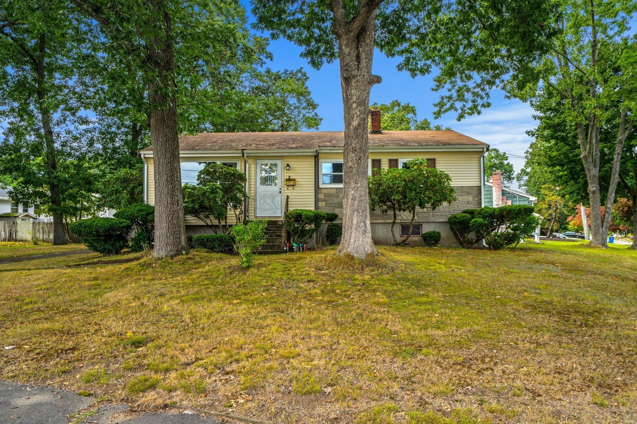 4 Niles Road Randolph, MA 02368 - Photo 1 of 42 Gallery Image 1