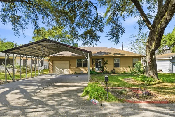 $269,000 | 2501 Marguerite Street, Bay City, TX 77414