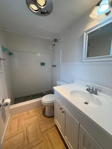 $2,100 | 3850 Northeast 21st Way, Unit 53, Lighthouse Point, FL 33064