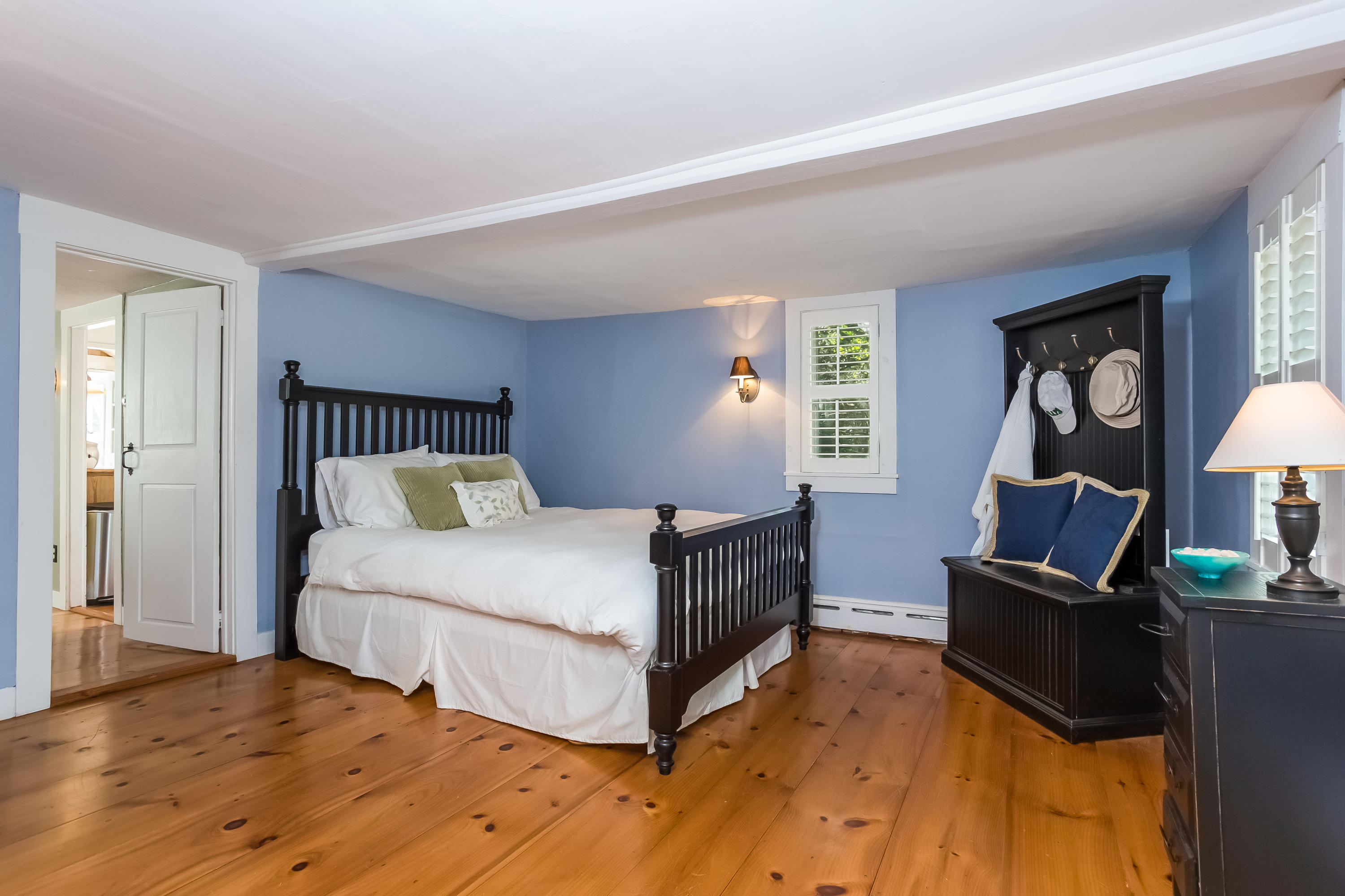 1189 County Road Cataumet, MA 02534 - Photo 13 of 25 017-Bedroom-4781075-large