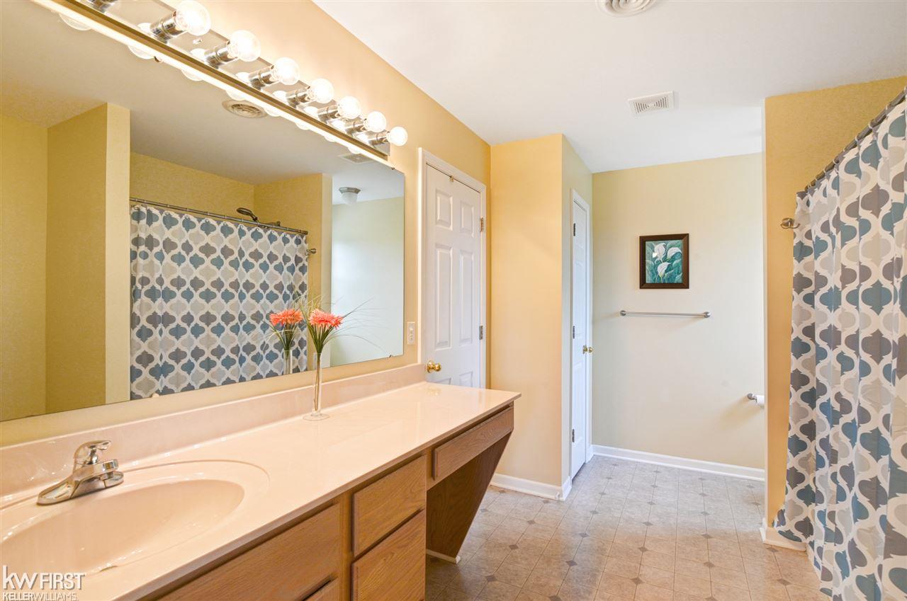 11179 Cook Road Gaines, MI 48436 - Photo 16 of 35 31377907-15.JPG