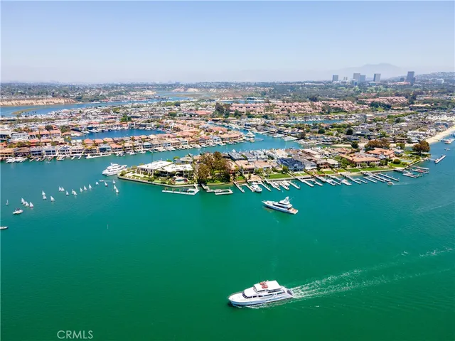 an aerial view of tennis court