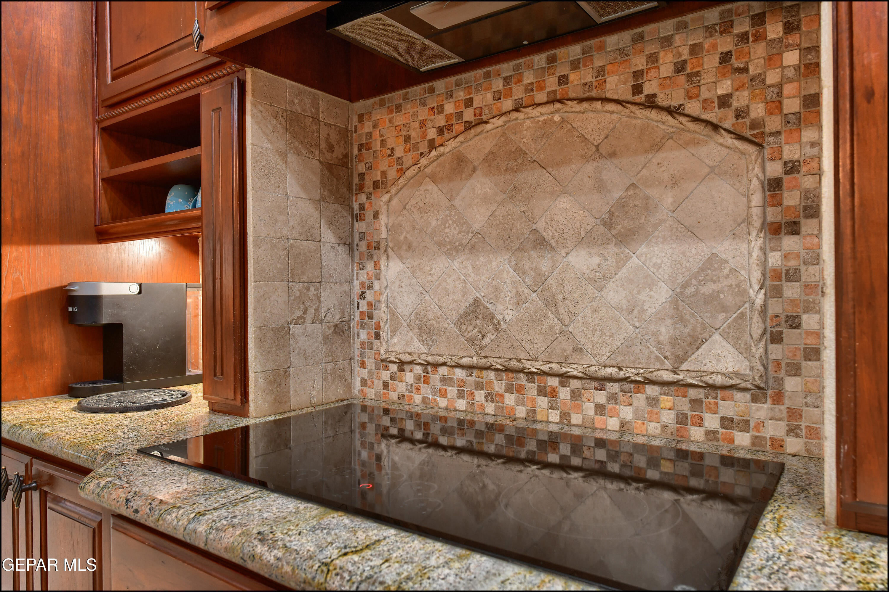 6320 Franklin Desert El Paso, TX 79912 - Photo 13 of 94 011925-30