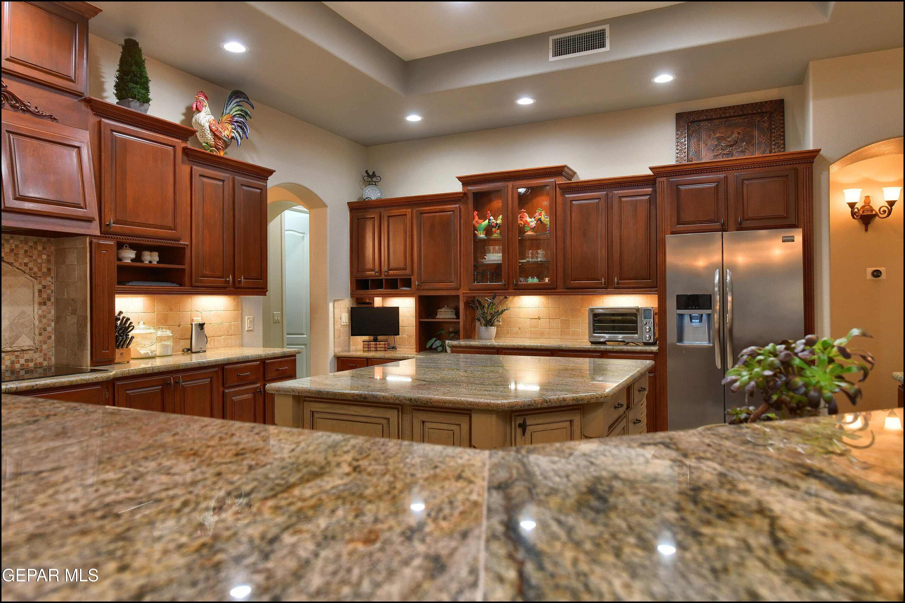 6320 Franklin Desert El Paso, TX 79912 - Photo 14 of 94 011925-24