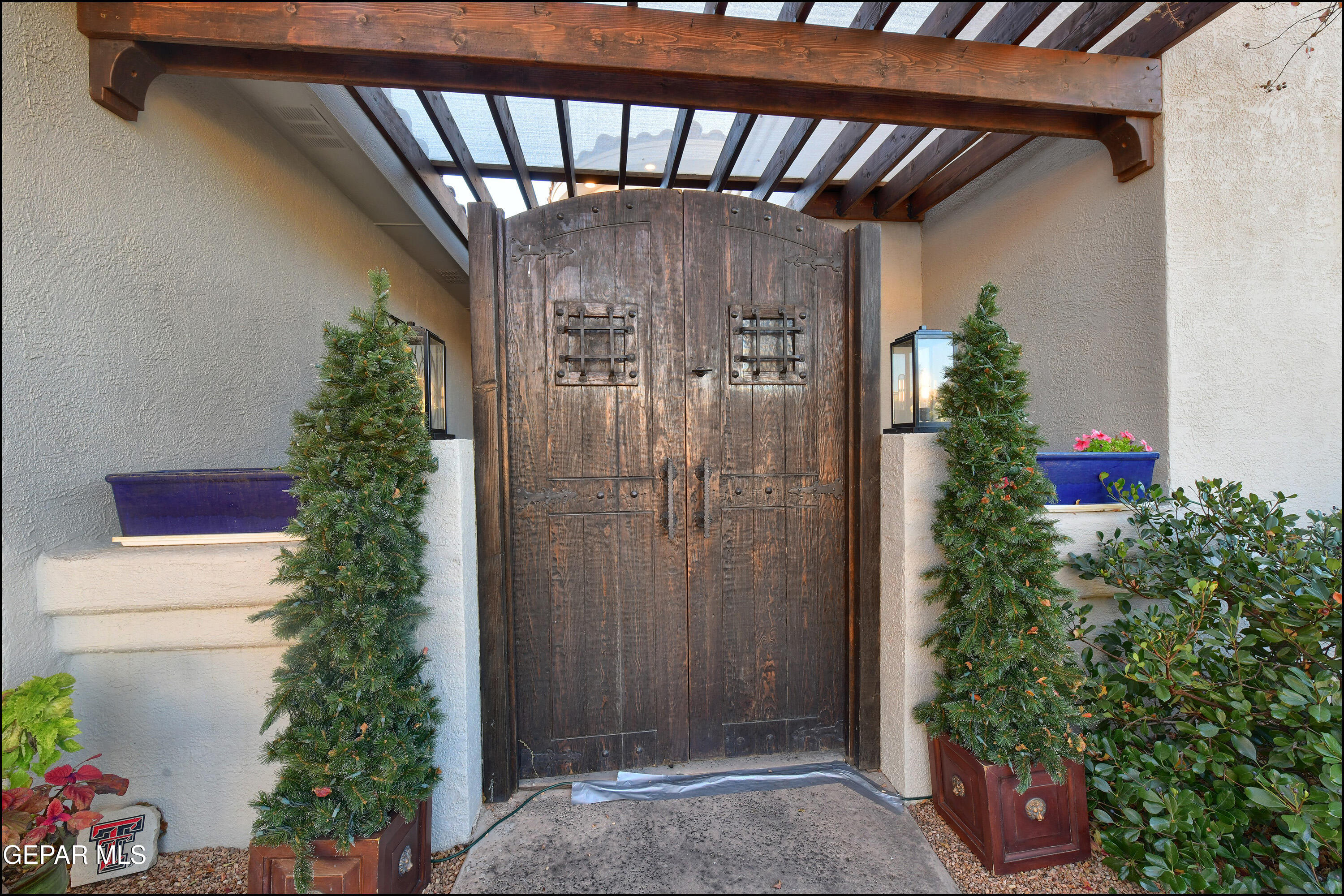 6320 Franklin Desert El Paso, TX 79912 - Photo 4 of 94 004