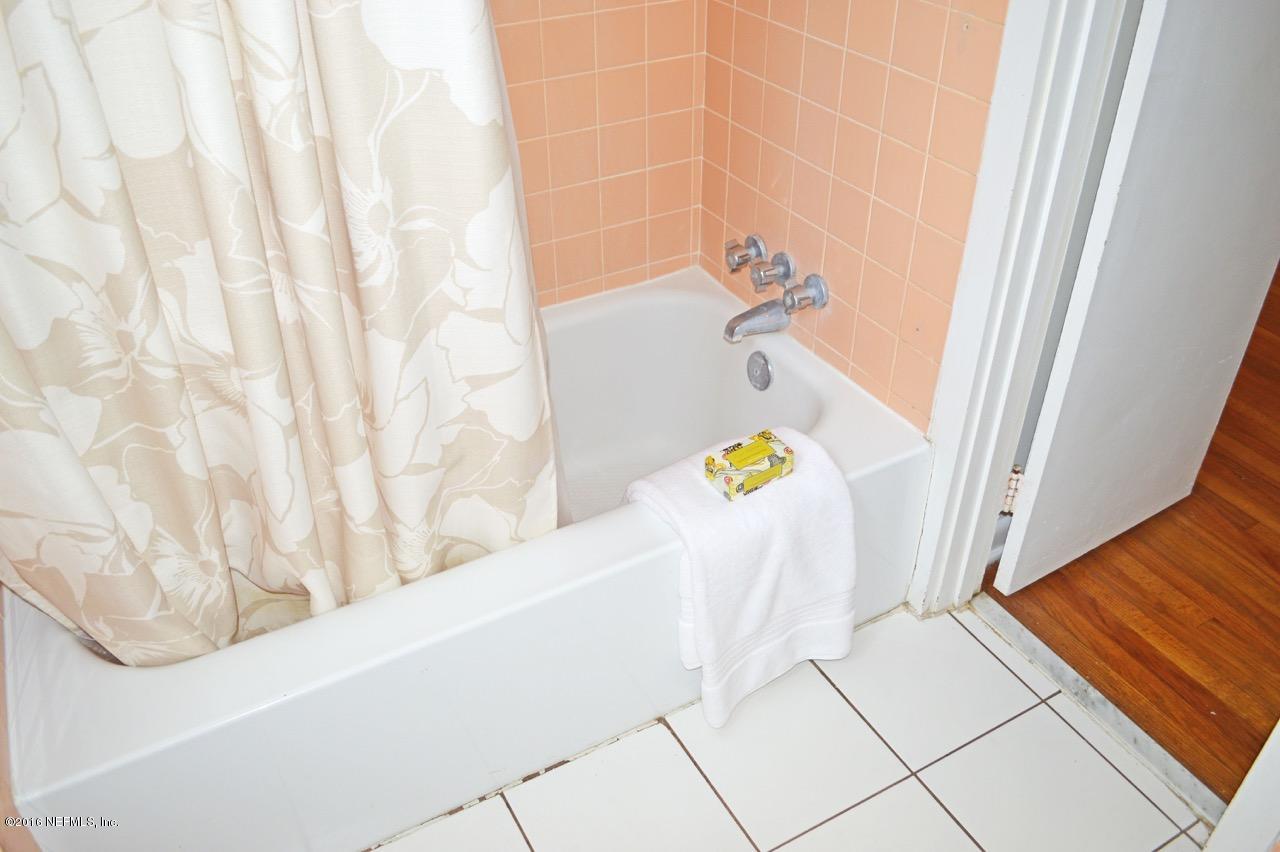 6237 Ogden Road Jacksonville, FL 32216 - Photo 21 of 29 2nd Bath