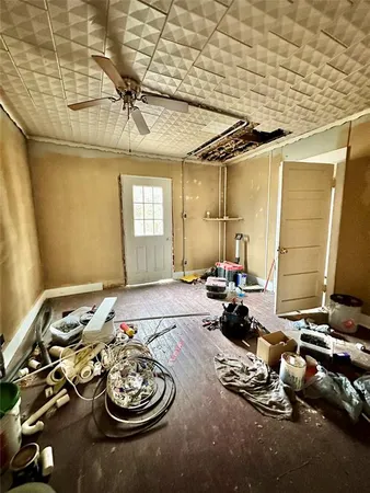 a room with furniture and a mirror