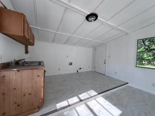 a view of a storage & utility room