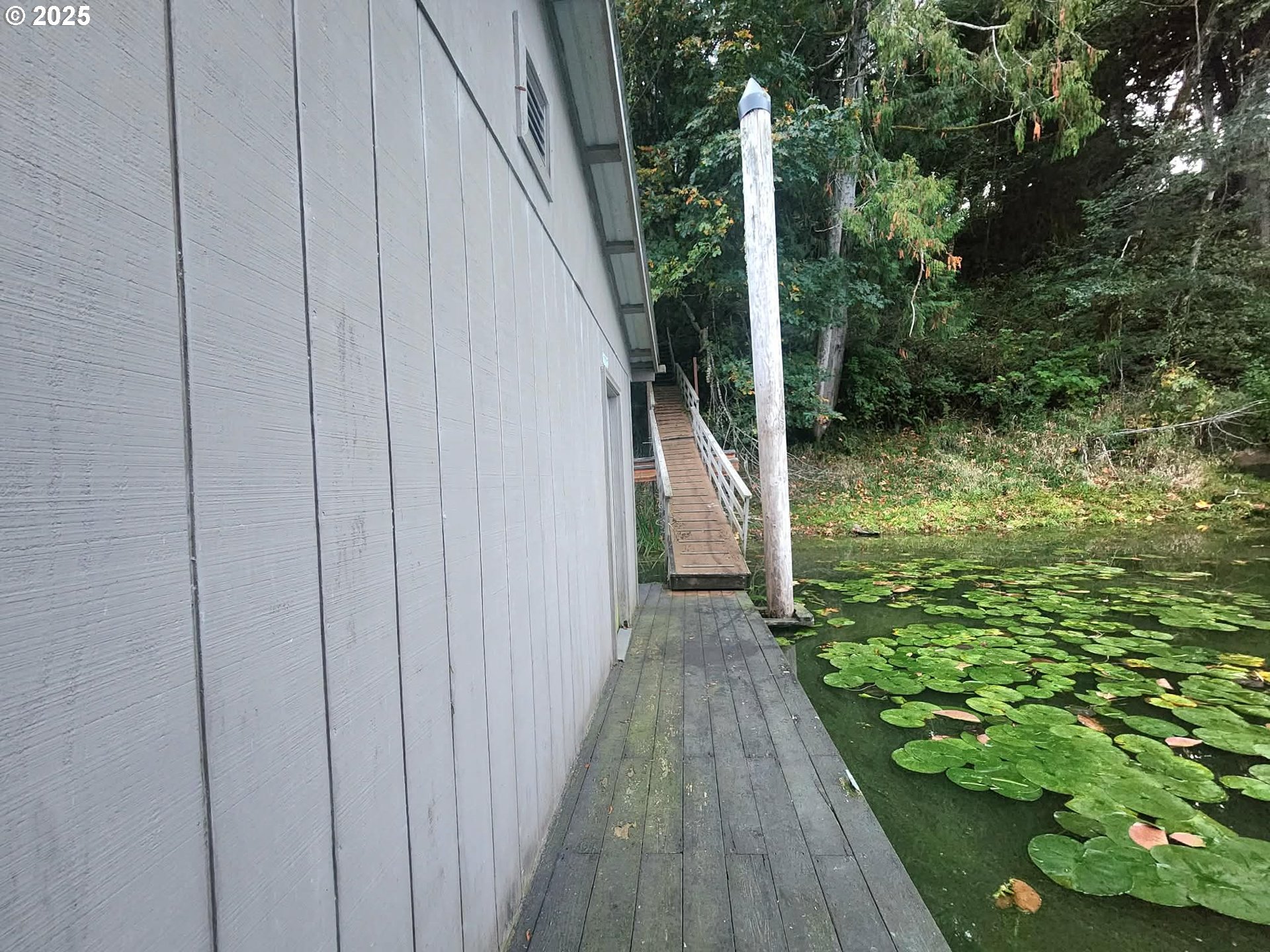 96015 Sun Lake Lane Lakeside, OR 97449 - Photo 23 of 46 a view of balcony