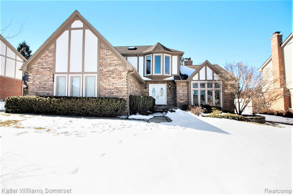 569 Sunlight Drive Rochester, MI 48309 - Photo 1 of 25